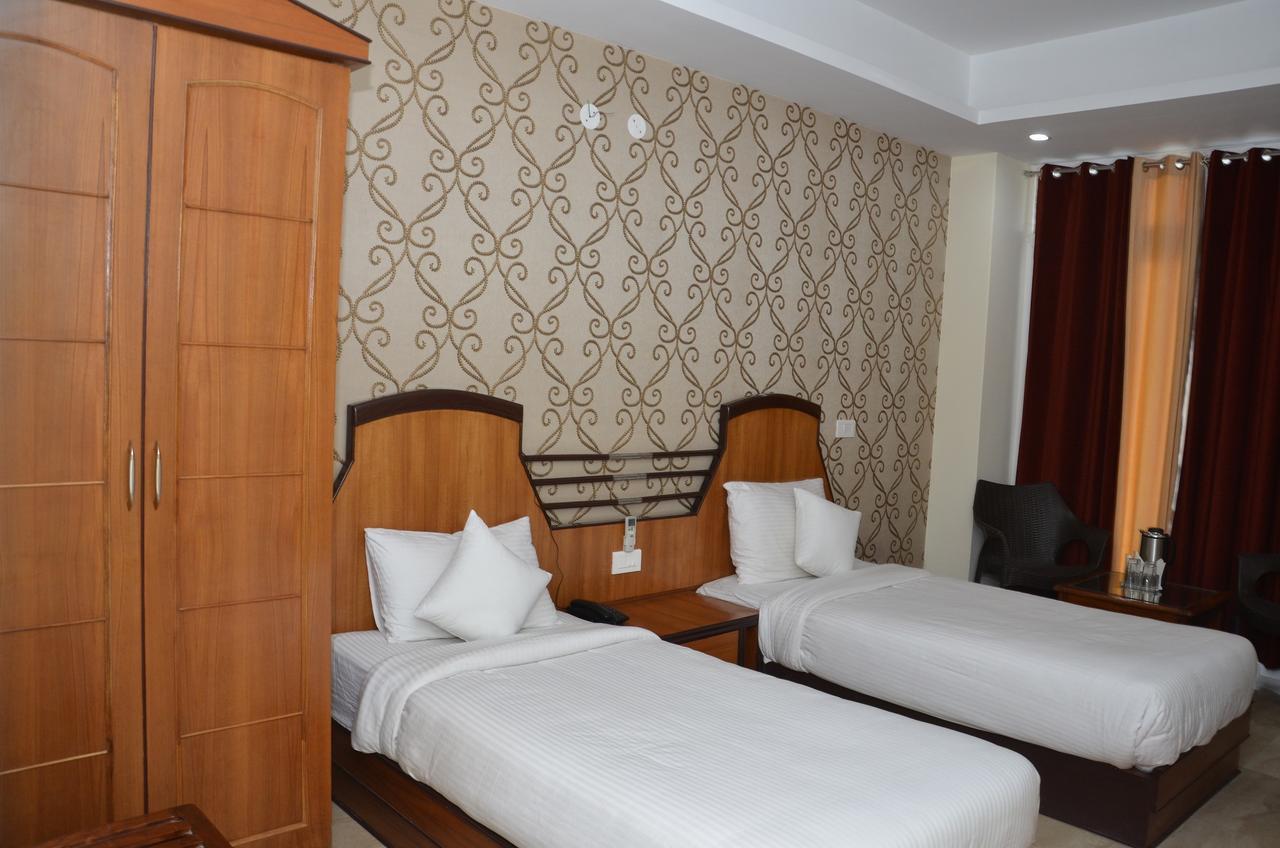 Chopra Residency Otel Hamirpur Dış mekan fotoğraf